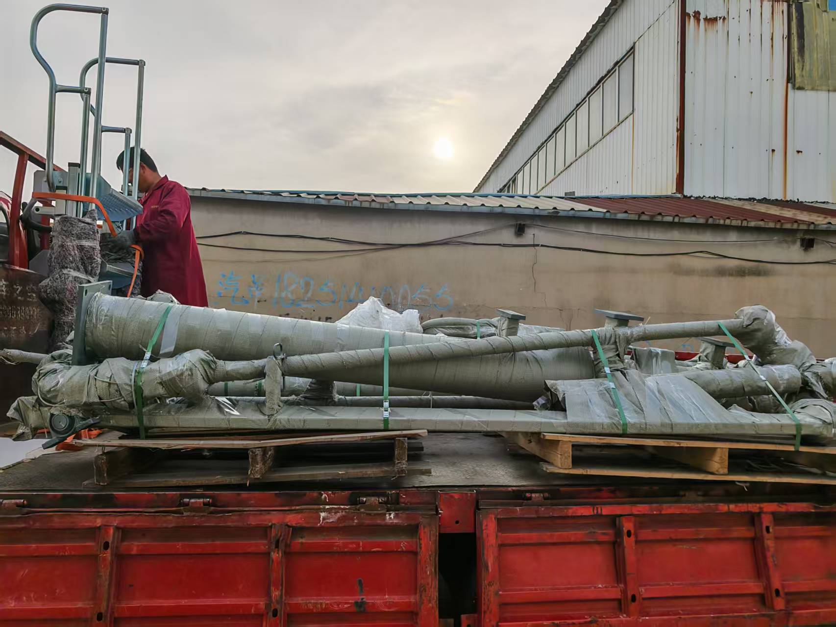 ����Ӱ��͑���ُ(g��u)��һ��Һ�����bж�Q�����b܇�l(f��)��ʹ�ìF(xi��n)��(ch��ng)