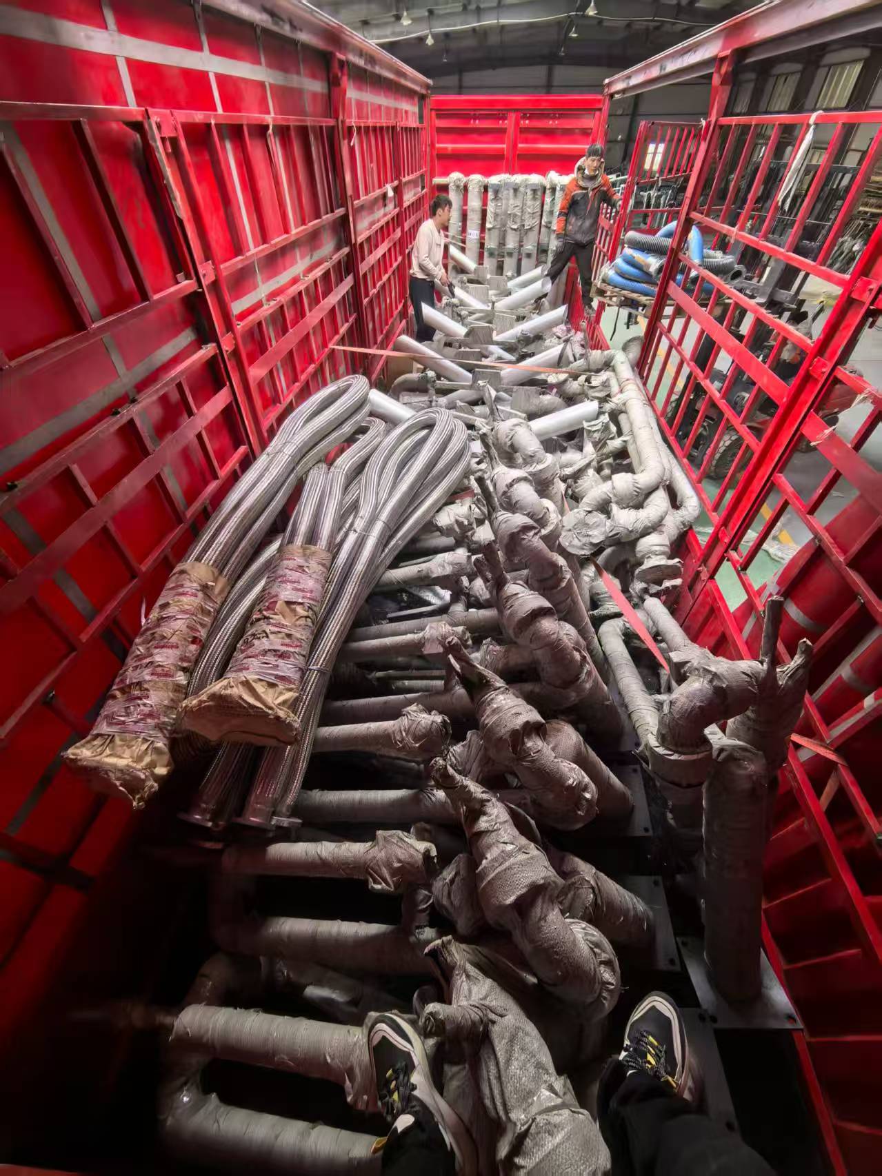 ���K�Ͼ��͑���ُ(g��u)��һ����܇픲�ж܇�Q�ܺͽ���ܛ�����b܇�l(f��)��ʹ�ìF(xi��n)��(ch��ng)